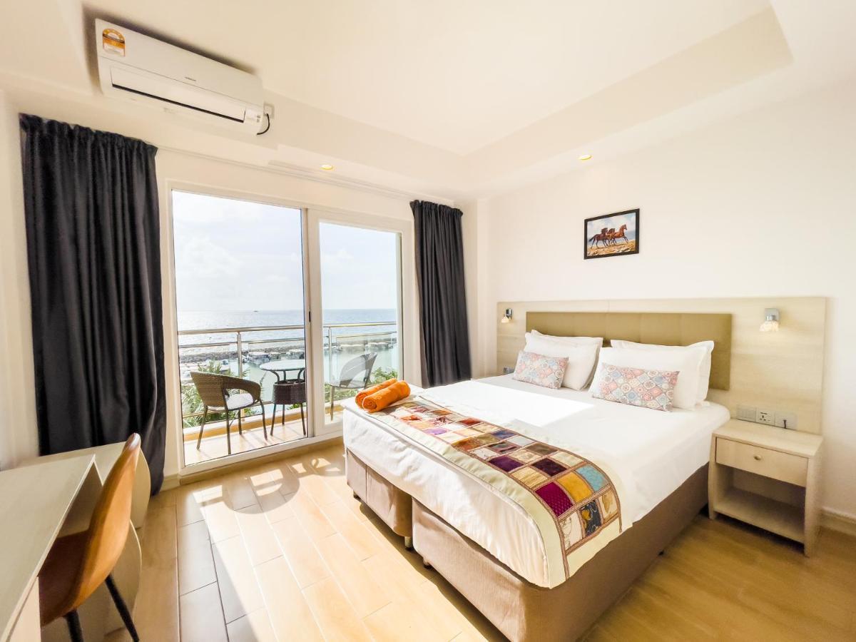 Icom Marina Sea View Hotel Maafushi Exterior photo
