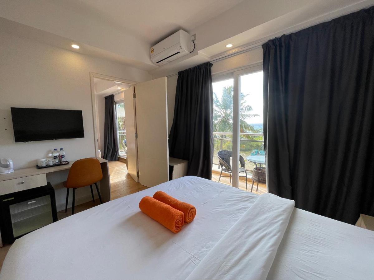 Icom Marina Sea View Hotel Maafushi Exterior photo