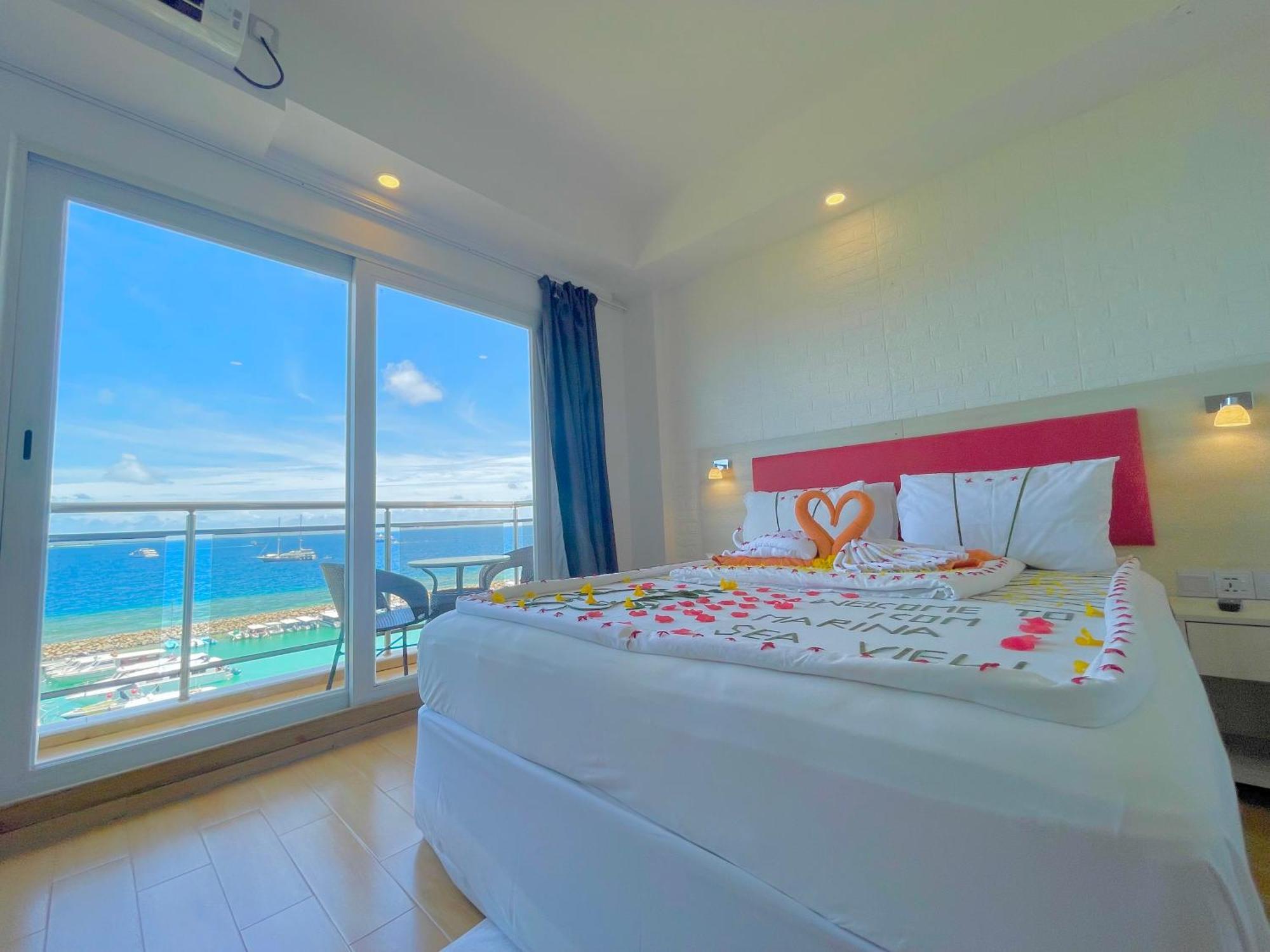 Icom Marina Sea View Hotel Maafushi Exterior photo